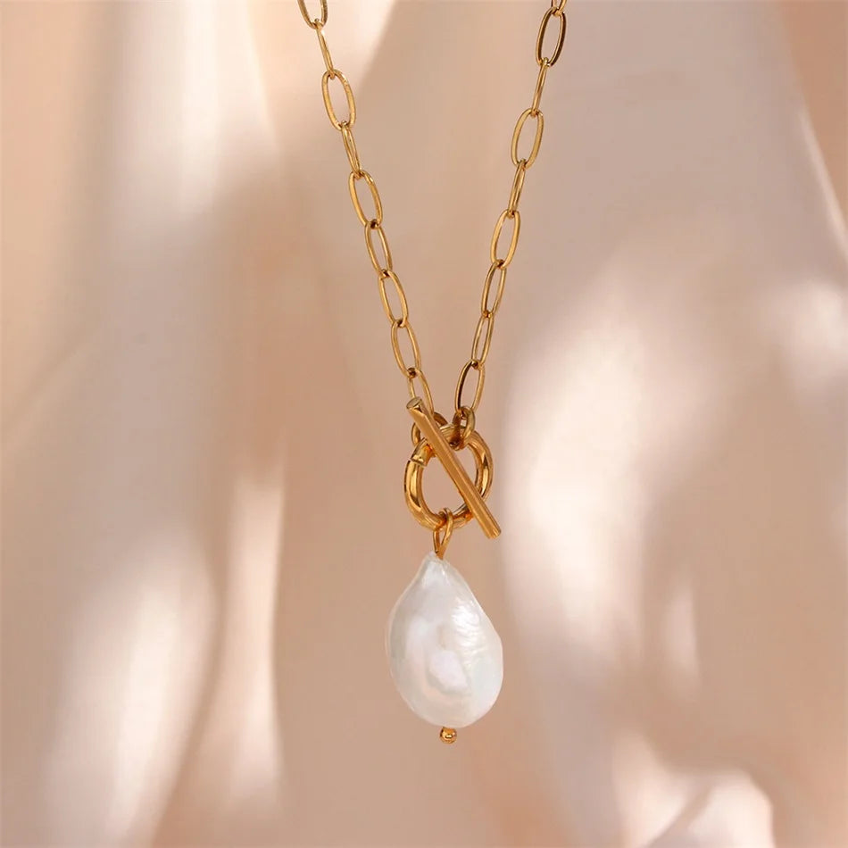 Pearl Toggle Necklace